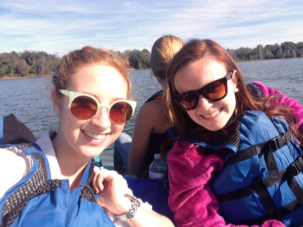 Elizabethh16's tweet photo. Lake time! #withAlpha http://t.co/G0IgXOIRLU