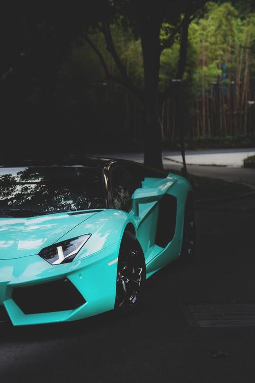 HDAutoPics's tweet photo. Sky blue Lamborghini http://t.co/hmzZVb4qqY