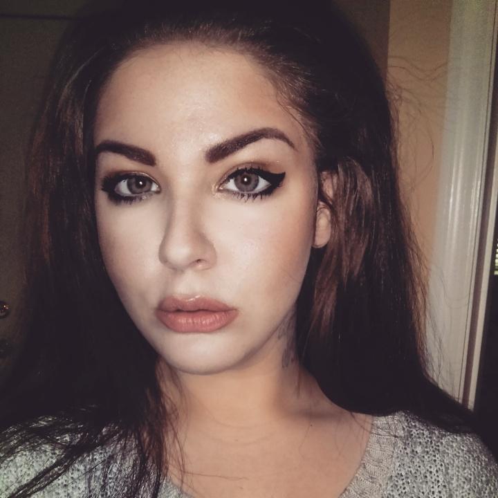 MeggieStrange's tweet image. 👽❤👽❤👽