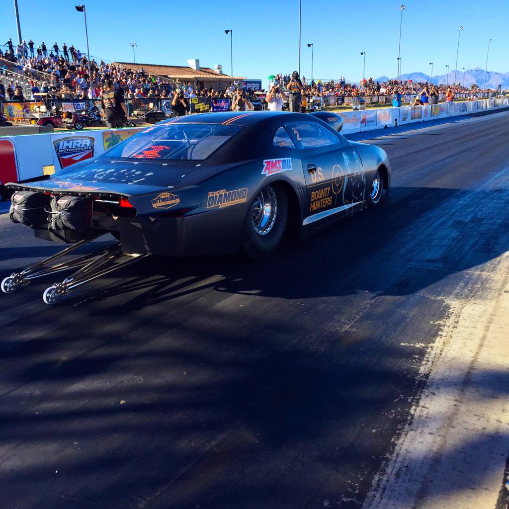 JMRittenberry's tweet photo. John Deflorian #USBountyHunter @MMPSA takes the win on round 1 @IHRA #NitroJam @bountyenforcer1 @BountyHuntress1 http://t.co/WsYr3Cr9im