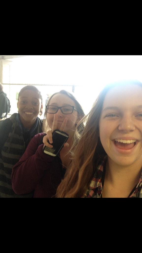 Hollybug03's tweet photo. I know we didn't talk much but you were always so nice and funny and were really great at dancing❤️🙏 #ripdoneisha http://t.co/P90yVmbXHO