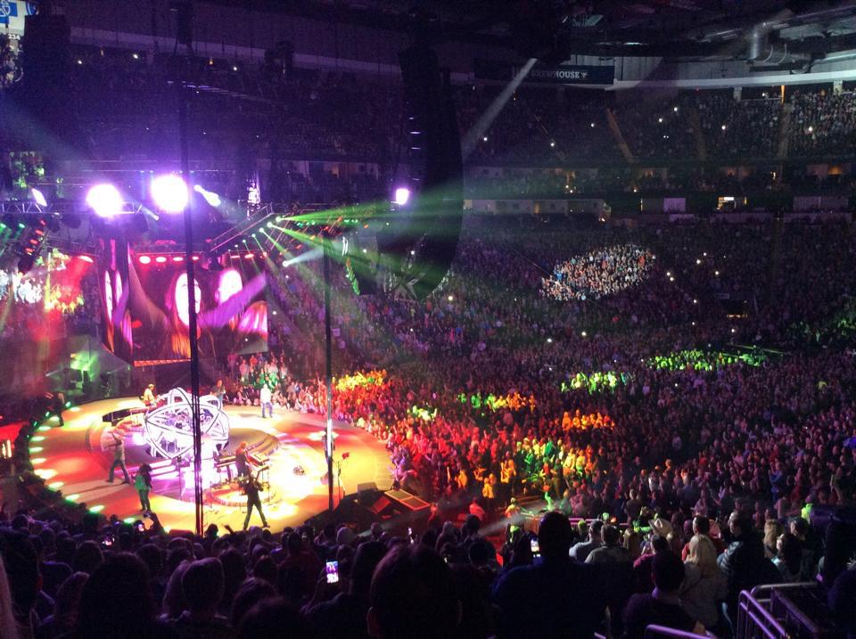 Happy Birthday Garth Brooks..Killin it in Pittsburgh. 