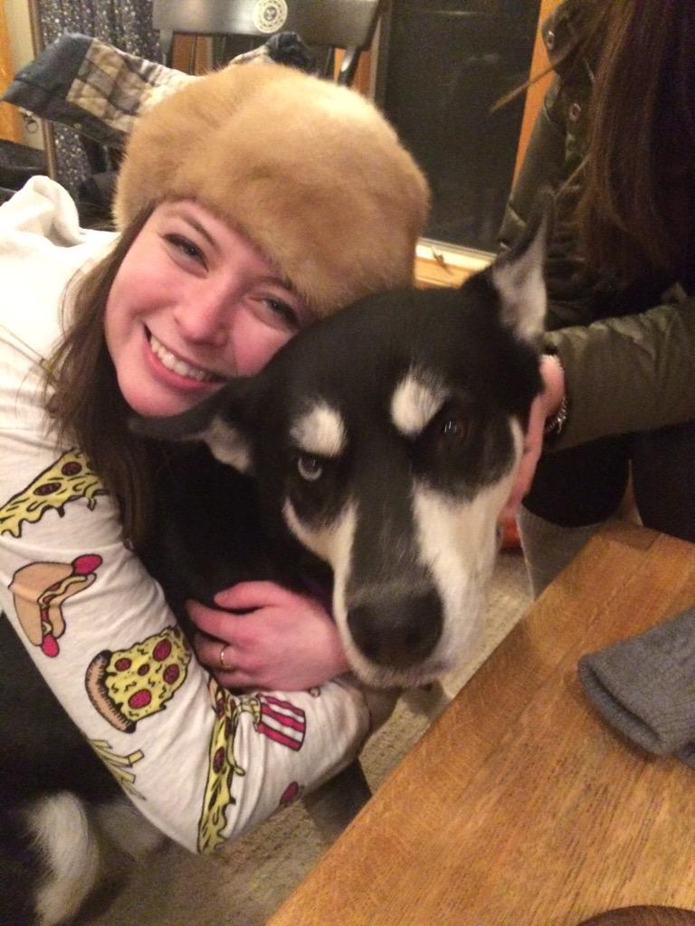 libbybak's tweet photo. @barbarafergus11 @bnc7221 what a wonderful world! Puppies for days. http://t.co/etdhelnlBG