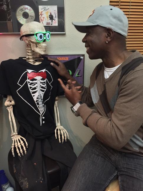 larrybraggs's tweet photo. Hanging out talk music with my main man @dugggraves http://t.co/BKVaQKnb7W