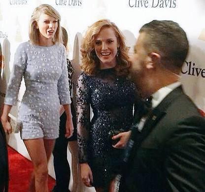 talldrinkhappy's tweet photo. Beautiful friendship... inside & out! Have so much fun, you are both gorgeous 😍 #Tabigail @taylorswift13 @abiander http://t.co/cb06nFLyEK