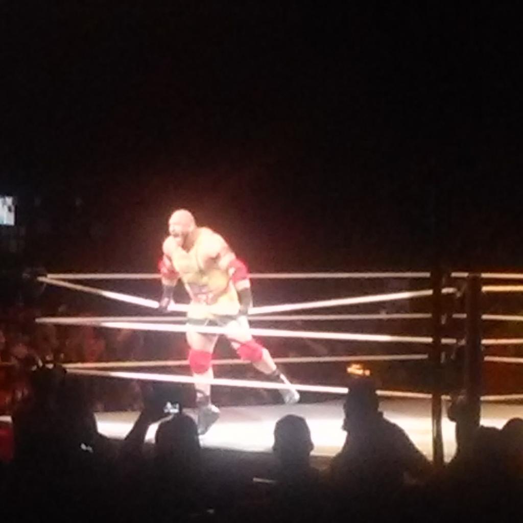 HolmanBanks's tweet photo. @TeamWWERyback @Ryback22 in utah for the road to wrestle mania http://t.co/HaAhq7ya7y