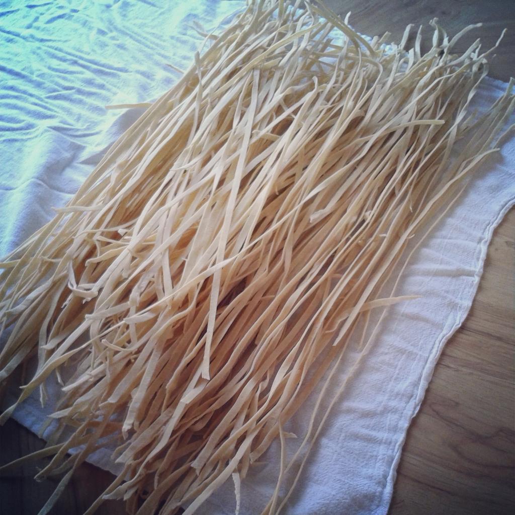 Miss_Mousie's tweet photo. Huge pile of dried pasta!! Lovely! #lakitchenettesouris #noodles #pasta #italian #food #homemade #thechefisin http://t.co/Wx3fCFqwZF