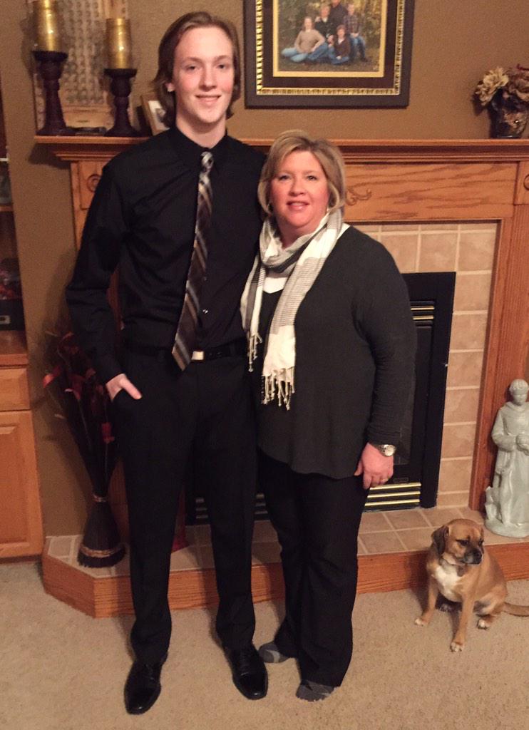 MollyToot5's tweet photo. My baby boy cleans up pretty well! #CrystalBall2015 #NHS #Benjamin http://t.co/sTs8sqVIaF
