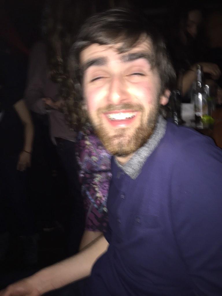 matthewrobert92's tweet photo. CAN NOT COPE http://t.co/6CFHn9Bxqy