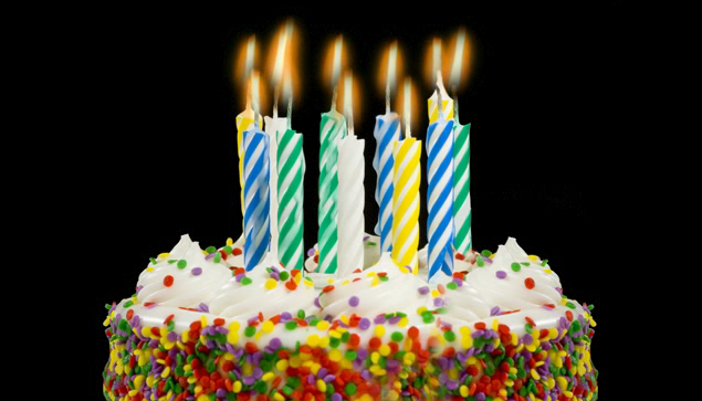 Today we\re wishing Chris Rock, Ashton Kutcher and Garth Brooks a very HAPPY BIRTHDAY! 