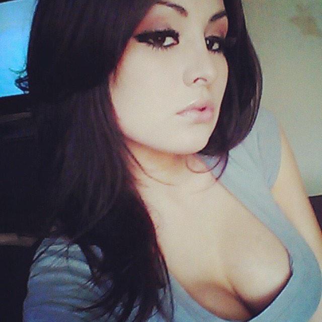 Lexi Diamond (Stephanie Fone)’s pics and videos