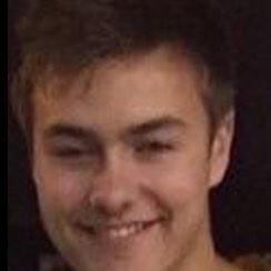 Peyislife's tweet photo. Peytons face When Ozzy and Jackson sucked his dick @NotStalkingSabC @oswaldoftpeyton http://t.co/UFMnV8ElS4