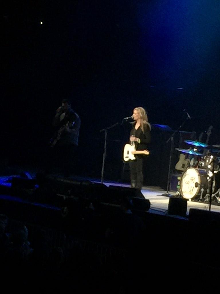 aircraftlawyer's tweet photo. @ClareDunnMusic http://t.co/mspgtk41y7
