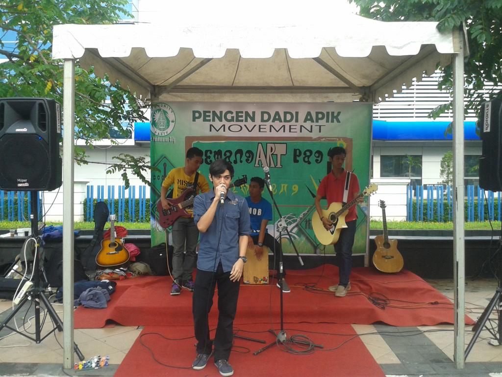 Acara CFD td pagi <a href="/ukmmusikudinus/">UKM Musik Udinus</a>