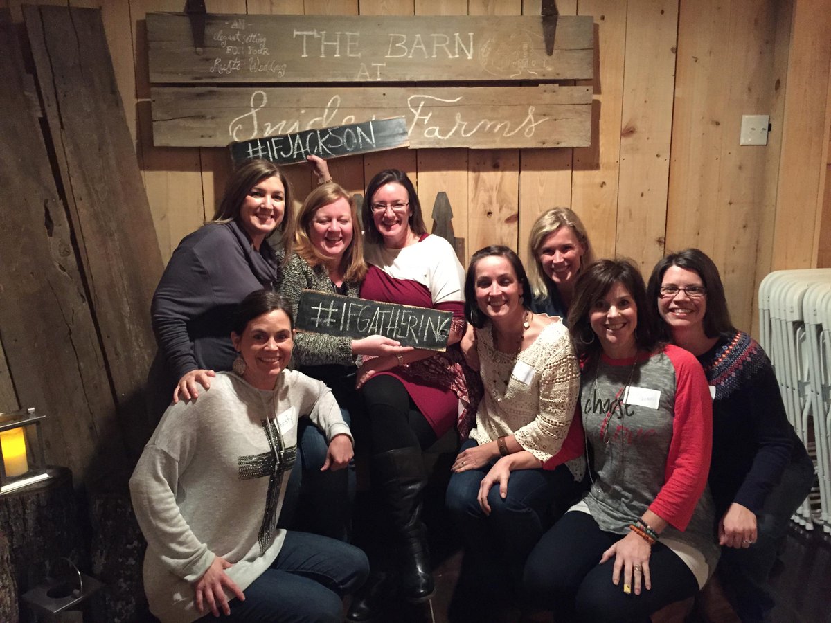 franthomas's tweet photo. Precious people right here. The Lord is MOVING BIG among a generation of women! #IfGathering #Iflocal #IfJackson http://t.co/qFDbmCKALM