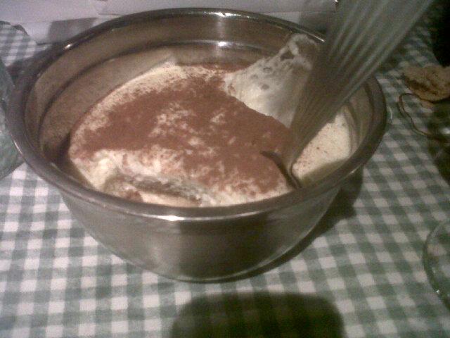 DeSangreTana's tweet photo. Mira @Mercurio4932 el tiramisu de Vicente! Vos sabes de que hablo no??? C/c  @licmazzucco @vmonaco74 http://t.co/Fv6S0amECU