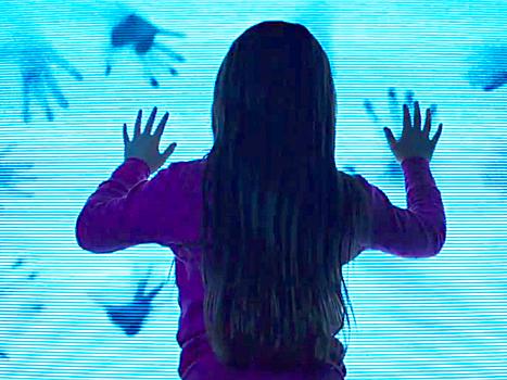 Variety's tweet image. Watch a creepy trailer for the upcoming "Poltergeist" remake variety.com/2015/film/news…