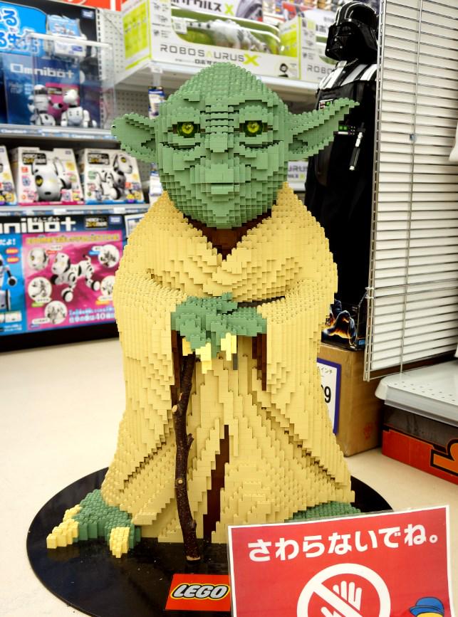 開店記念セール 伝説のヨーダ 約40cm LEGENDARY YODA www.mtsn1llg.sch.id