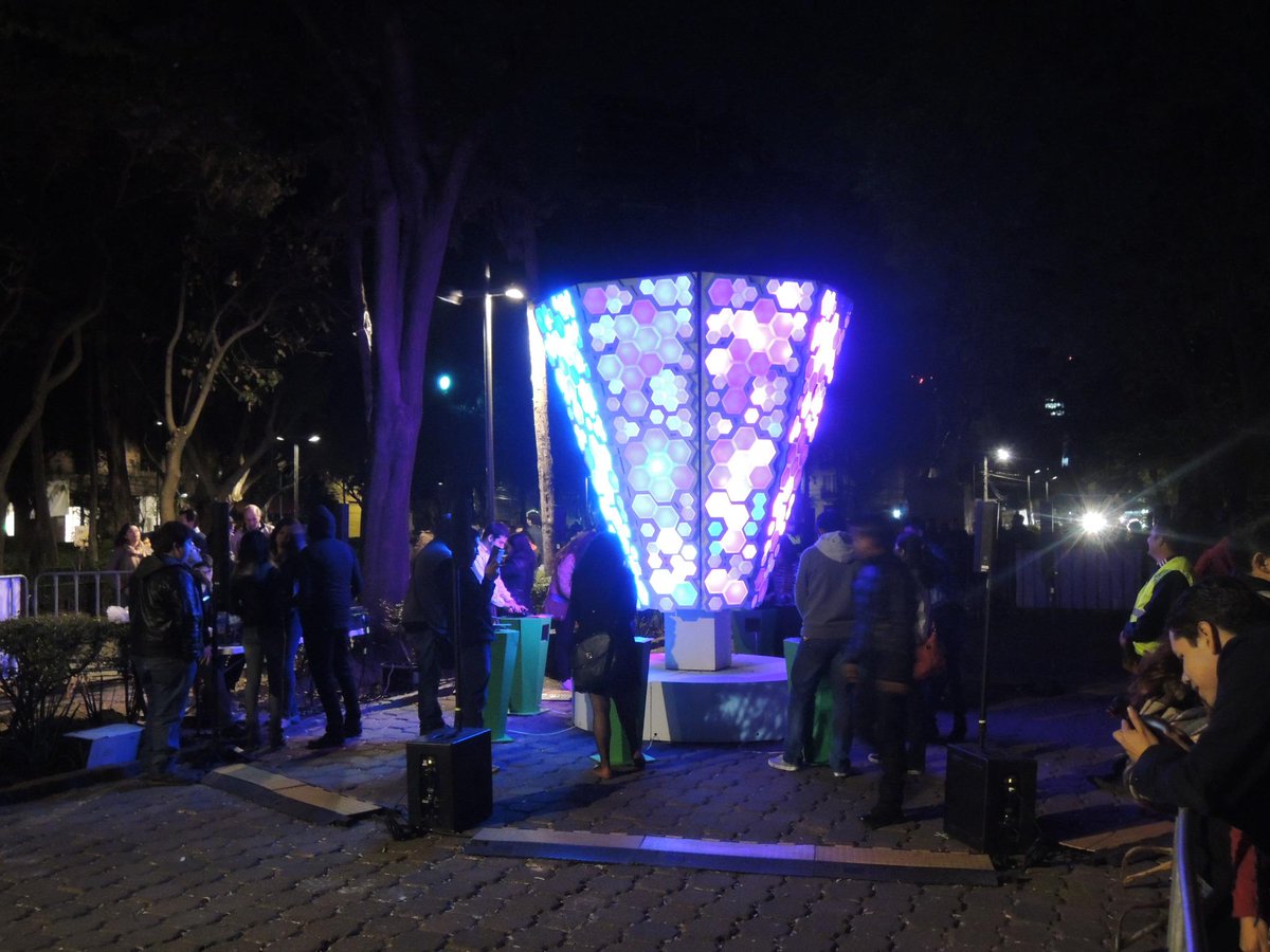 cyber_squirrel's tweet photo. Una imagen de #Marentus en el @VAWmexico http://t.co/Q3jVqlPY68