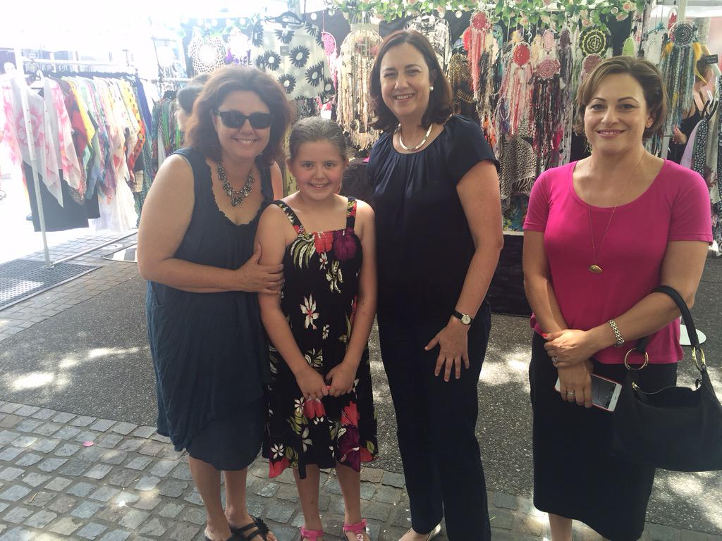 a_palaszczuk's tweet image. Wonderful morning walking through #southbank markets in #Brisbane with @jackietrad #qldpol