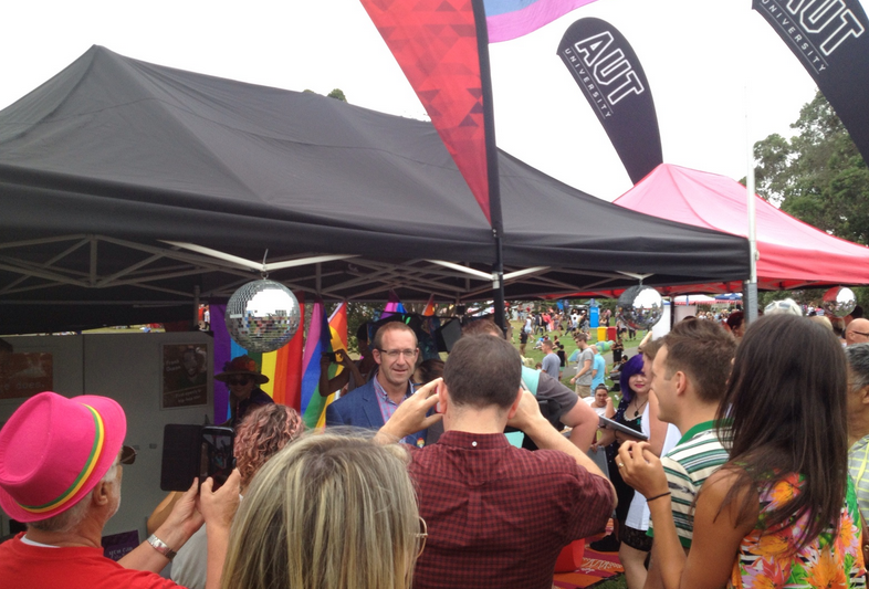 FoxyLustyGrover's tweet photo. Andrew Little @AndrewLittleMP Massive Hit at #BigGayOut!
#AucklandRules #SoDoesBuddy http://t.co/8AXBwZbGhA