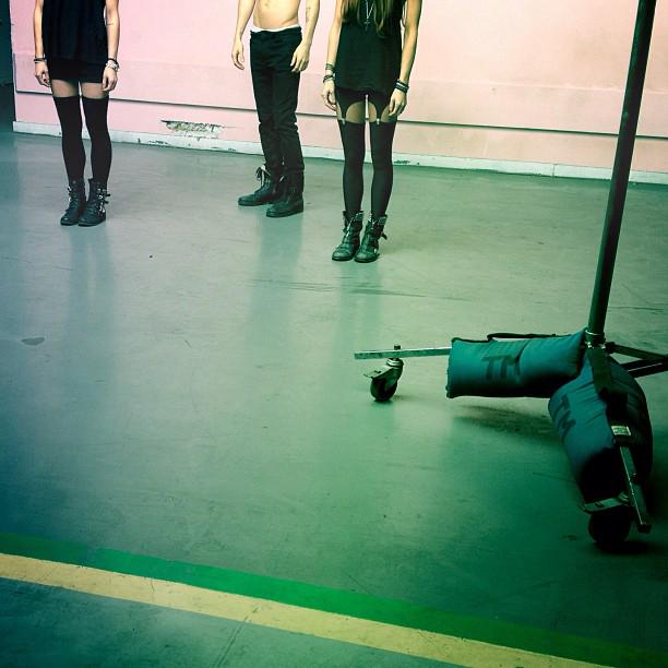 30SECONDSTOMARS's tweet photo. Today in MARS History, 2013: Video shoot for #UpInTheAir begins! → http://t.co/O048Bj8owf http://t.co/EiFMx2GdOA