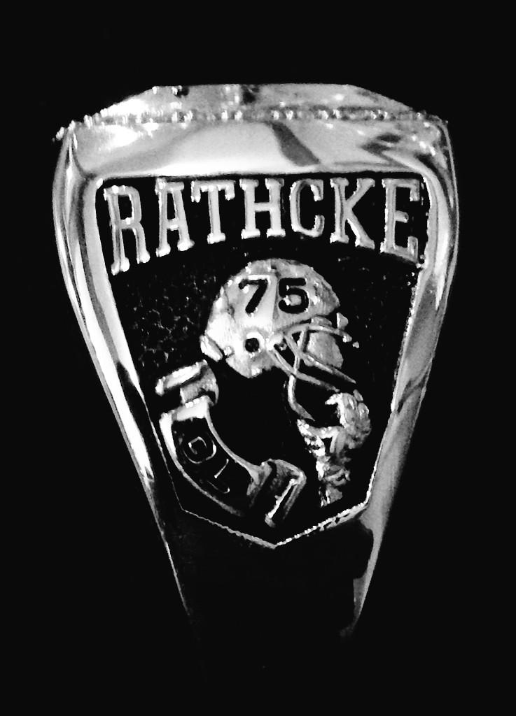 DylanRathcke's tweet photo. My Ring came in #RoadToNaples #FBUTrained #EastBayAllAmerican #EastBayBowl #EYAAB15 http://t.co/GGRDs8W4kF