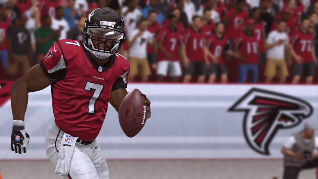 EAMaddenNFL's tweet image. Become unstoppable. 

RETWEET for your shot at an '04 @MikeVick!

#Madden15