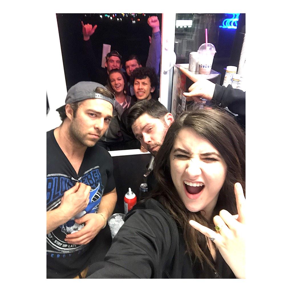 sara_doerr's tweet photo. today i got hired at my dream job.
today was a good day 😌☕️
#DB2T #db2Tfamily http://t.co/CMSciGOMuq