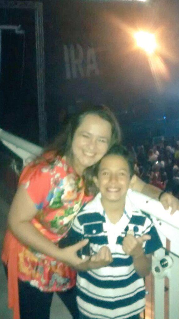 1o show de #Rock do Enzo. O <a href="/OficialNasi/">Marcos Valadão</a> arrasou c/ a voz rouca que eu amo! Tá magro e lindo! #TourNúcleoBase #Amei