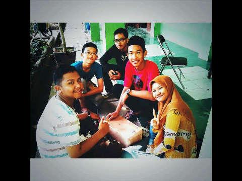 CIATmanagement's tweet image. Kita juga pernah membantu ekskul @mading9bks dalam prokernya yaitu &quot;Daun Pepes&quot; :D