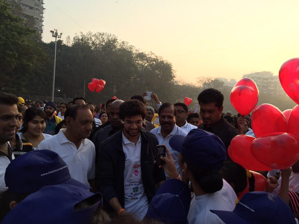 MayuSarmalkar's tweet photo. @AUThackeray
Little hearts #marathon 2015
#Save #Hearts #Save #Lives http://t.co/flwa7yeYkq