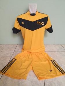 RSportStore tweet picture