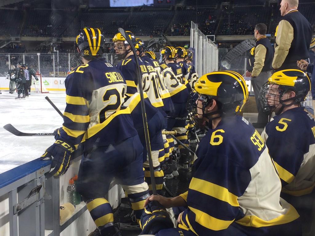 #Michigan kills off the penalty and now heads to the #powerplay after a slash from Haag. #HOCKEYCITY