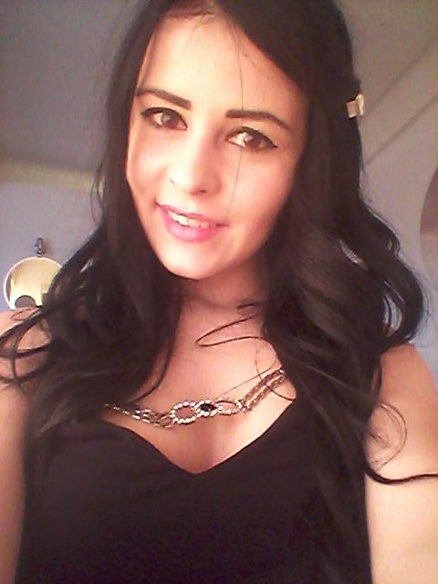 RayssaBella69's tweet photo. Hello evryone :) @WhosOnlineXXX @webgirltweet @CamModelsxxx @MFCpromotion http://t.co/yUeSMe2Itb