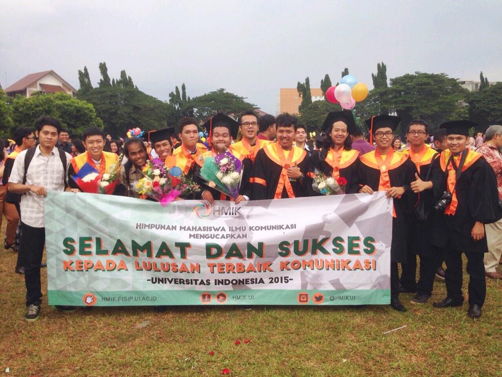 HMIKUI's tweet photo. Sebagian dari lulusan terbaik Kom UI.
Kedatangan kakak-kakak semua di Polay akan terus kami nanti, selamanya. http://t.co/TRor1CHcTZ