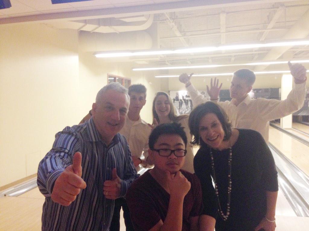 mitzvahbouncers's tweet photo. Had a striking evening at Isaac's bowling party! Big mazel tov to the Krug family! #MitzvahBouncesMN http://t.co/hug0Y8u0Re
