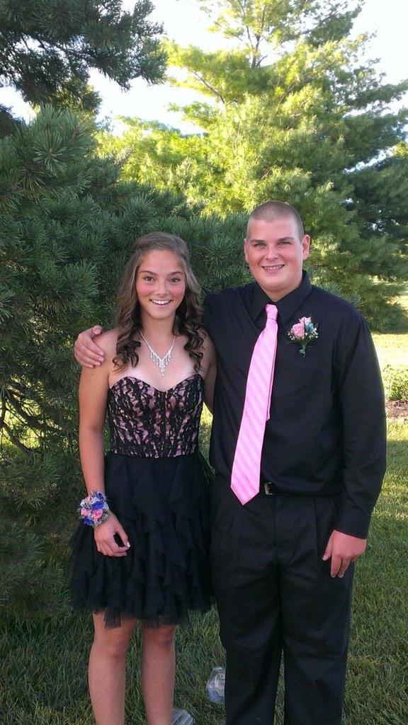 TruittKennedy's tweet image. relationships goals👌❤️💦💯👅😍 #handplacement