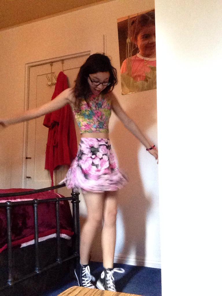 likedamnr5's tweet photo. I was bored so I tried on outfits http://t.co/aVaf5vmYfo