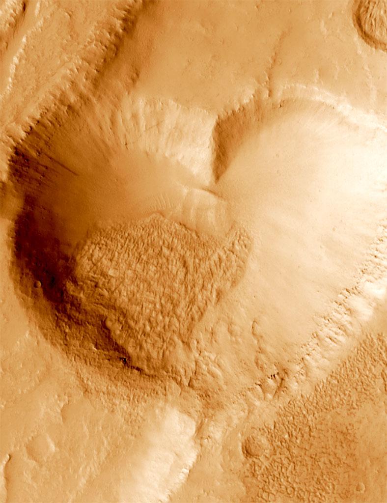 SkyImageLab's tweet image. A Valentines from Mars, for you skyimagelab.com/marsvalentine.…