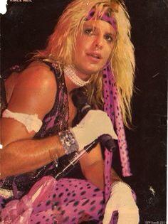 Happy birthday to Mötley Crüe lead singer Vince Neil! 