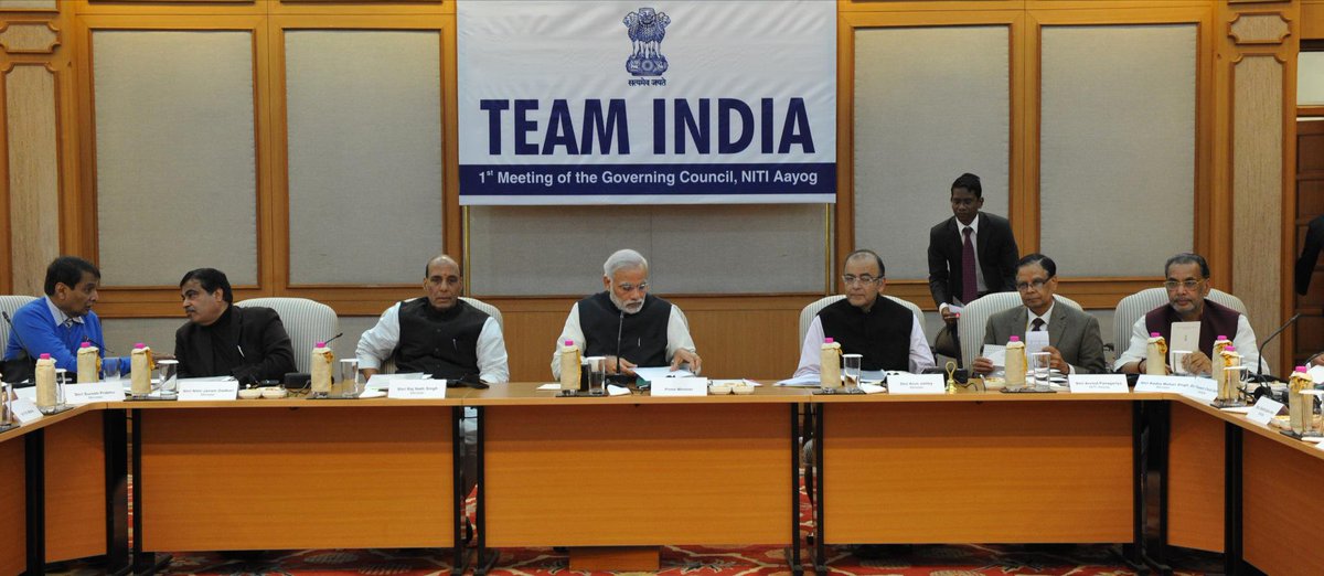 PMOIndia's tweet image. PM @narendramodi chairing the 1st meeting of the Governing Council, NITI Aayog.