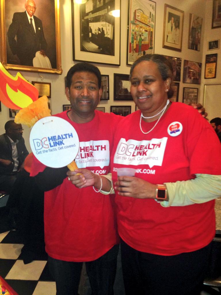 KishanForDC's tweet photo. TORCH IS PASSED: from great @DCHealthLink #EnrollDC @benschilibowl to late night stretch at The Diner in @AdMoBID http://t.co/VkBXfUo7xH