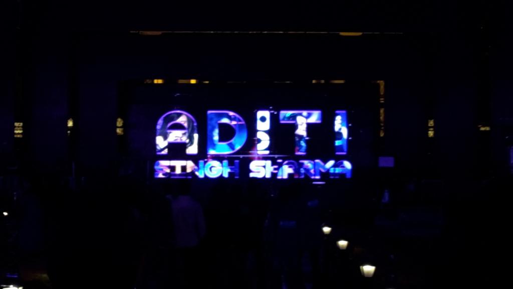 vivekghoda1's tweet image. Pics From Yesterday's Gig @ADTSinghSharma #Udaipur #JagMandir #LEDVisuals #GreatPerformer