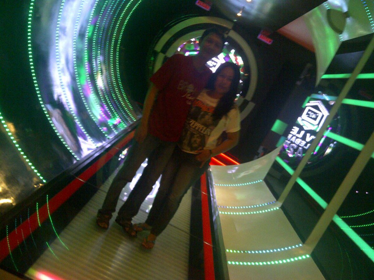 MolankSumolang's tweet photo. @inkediawaty selalu ingin bersamamu http://t.co/R0n8mBBP2S