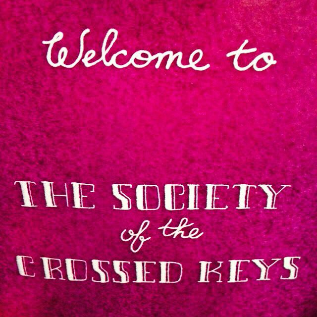 AskAConcierge's tweet photo. Calling LCD Concierge to post a pic &amp; hashtag #crossedkeys &amp; #TheGrandBudapestHotel.  @foxsearchlight @lesclefsdor http://t.co/9CGkVGfXo7