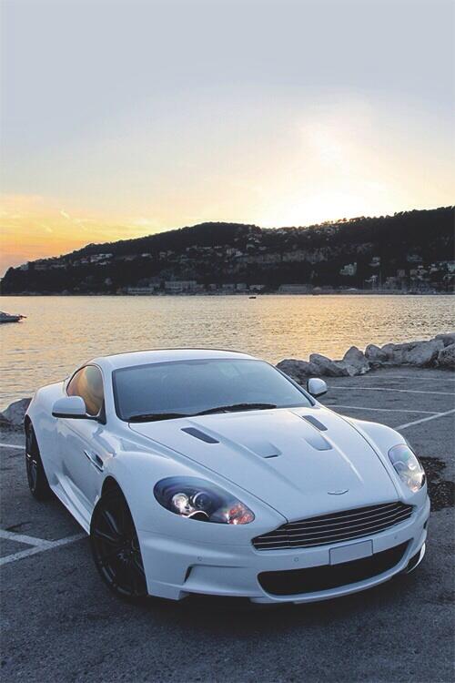 Aston Martin DBS