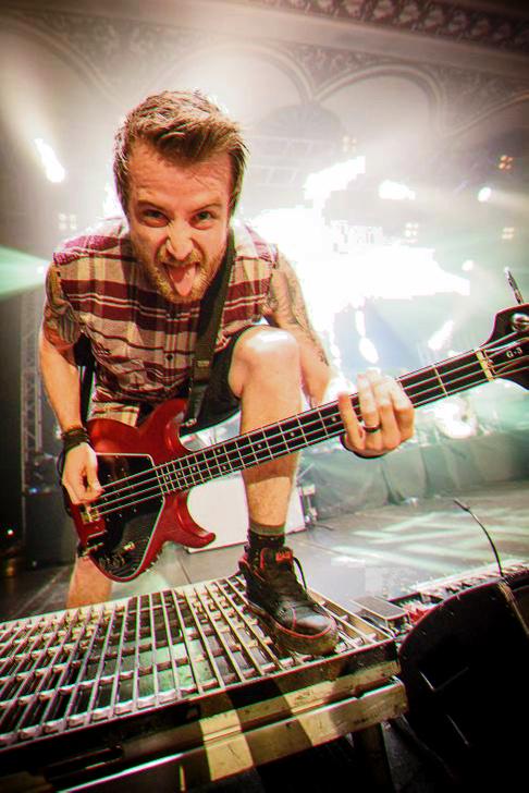 ¡Jeremy Davis cumple 30 años! The spanish Parafamily wishes you a happy birthday, you\re the coolest! 
