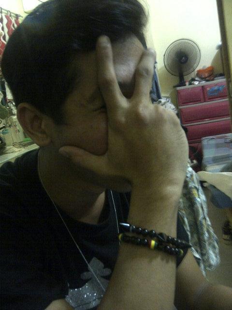 Arseee24's tweet photo. Shy type. <3 http://t.co/iRLmMOkQqR