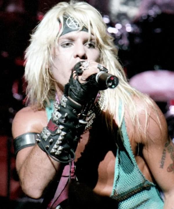 Happy birthday Vince Neil!!  